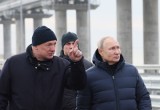 Władimir Putin odbył przejażdżkę po Moście Krymskim. Rosyjskie propagandowe media pokazały nagranie
