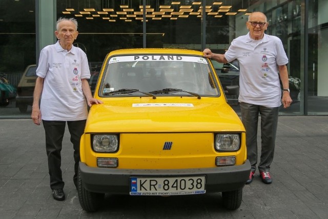 Młodszym czytelnikom przypomnijmy, że Sobiesław Zasada to najbardziej utytułowany polski kierowca rajdowy. Trzy razy wygrywał mistrzostwa Europy, które w 1979 roku zostały przekształcone w mistrzostwa świata.