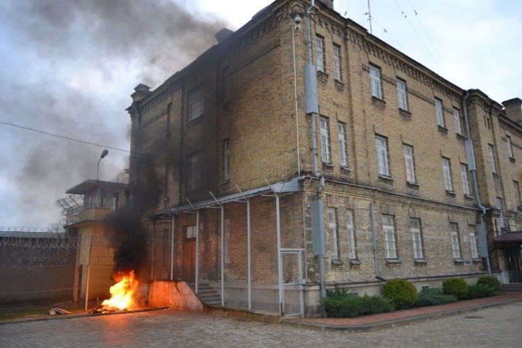 Powiadomiono Straż Pożarną.  Jak na wstępie ustalono,...