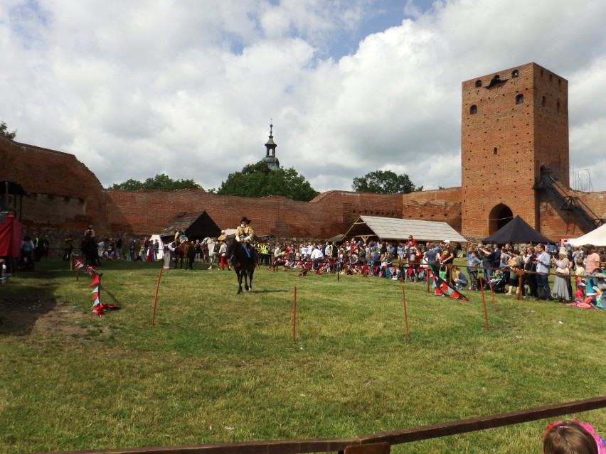 Czersk, Zamek. Historia, mapa, dojazd, atrakcje....