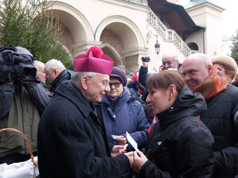 Opłatek prezydencki na krakowskim Rynku Głównym. Życzenia dla miasta i jego mieszkańców