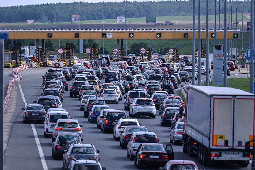 Sytuacja na A1 [11.08.2018-12.08.2018]. Utrudnienia w ruchu na autostradzie A1 przy bramkach wjazdowych. Ile wynosi czas oczekiwania?