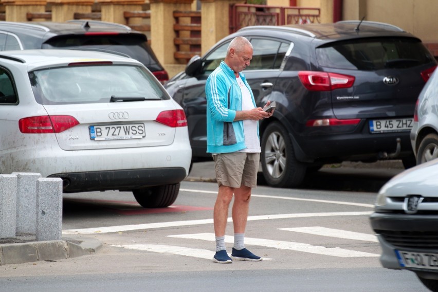 Nowe przepisy obejmą także pieszych. Co się za tym kryje? W...