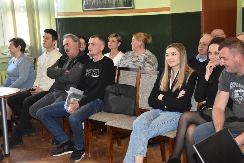 Mieszkańcy Łaganowa na sesji Rady Miejskiej w Proszowicach