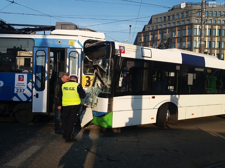 Poważny wypadek na Bramie Portowej. Jedenaście osób rannych