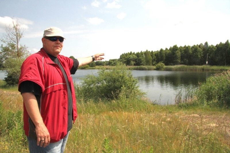 Porządkowanie terenu nad zalewem w Bolminie