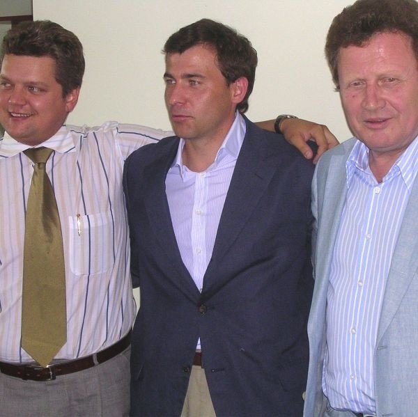 Poseł Sojuszu Lewicy Demokratycznej Władysław Stępień (na zdjęciu z prawej) niżej od Norberta Mastalerza (na zdjęciu z lewej). Czy szef sojuszy Wojciech Olejniczak (w środku) zgodzi się zamienić ich miejscami?