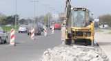 Szosę Lubicką zamienili w gruz. Wykonawca remontu drogi musi poprawić autobusowe zatoki