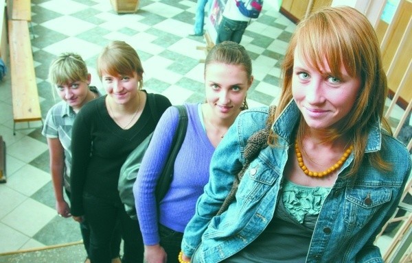 Już we wrześniu wiedziałyśmy, co chcemy zdawać na maturze - zapewniają maturzystki z VIII LO. Od prawej: Barbara Gierasiumiuk, Joanna Kołosowska, Anna Moroz, Magdalena Bazyluk.