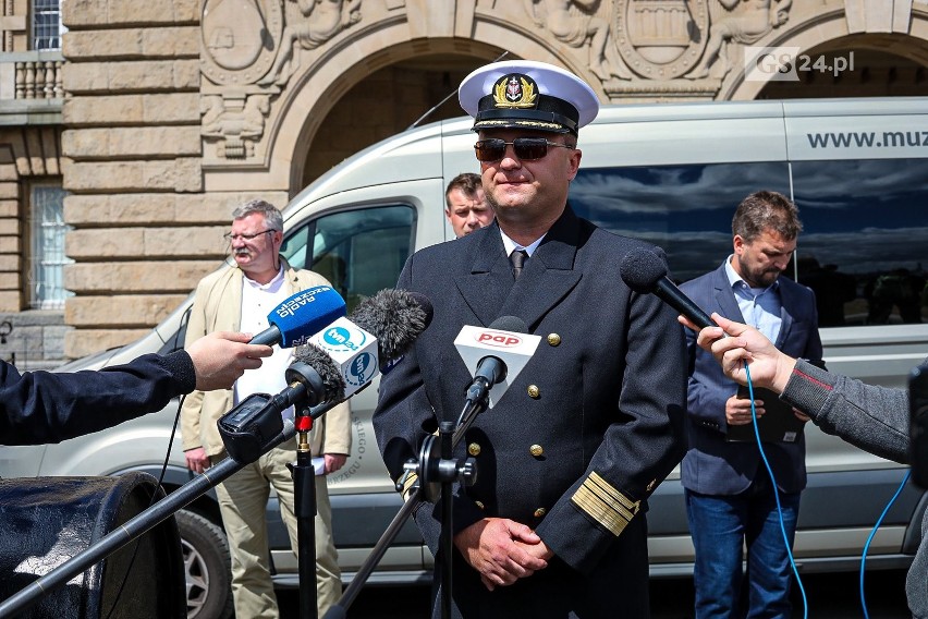 Beczka z napisem "Stettin" i działko przeciwlotnicze. To skarby wydobyte z dna Odry 