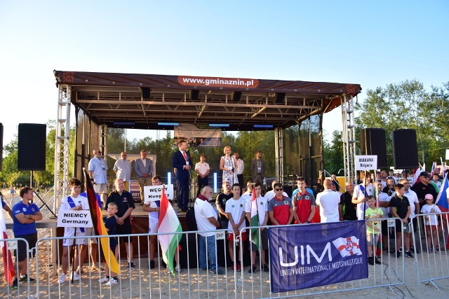Ceremonia otwarcia motorowodnych zawodów 2022 w Żninie.