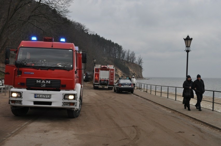 Osuwisko w Gdyni Orłowie przeszukiwali strażacy. Na miejscu...