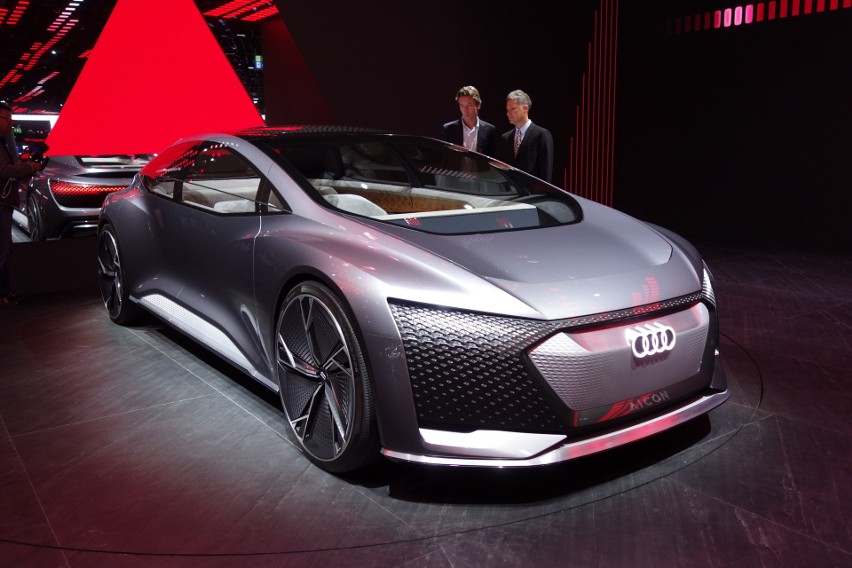 Audi Aicon...