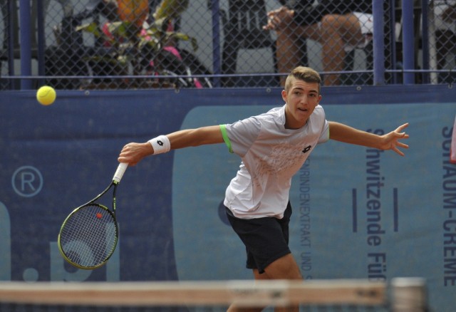 Na kortach AZS Poznań Turnieju Juniorów Grand Prix Fibaka po raz pierwszy rozgrywany jest w obsadzie międzynarodowej