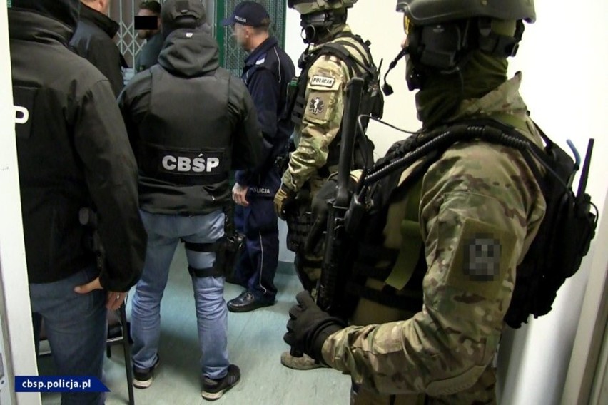 "Misiek" oczekuje na przesłuchanie w jednoosobowej, monitorowanej celi w krakowskim areszcie