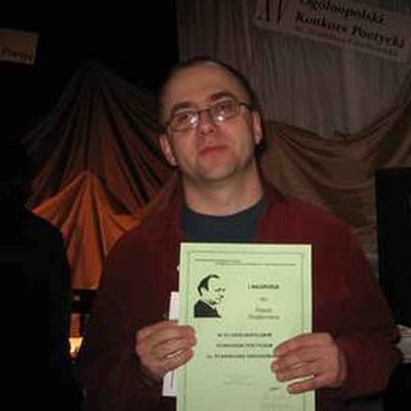 Po raz pierwszy laureatem I nagrody ogólnopolskiego konkursu imienia Stanisława Grochowiaka został radomianin. Jest nim Paweł Podlipniak.