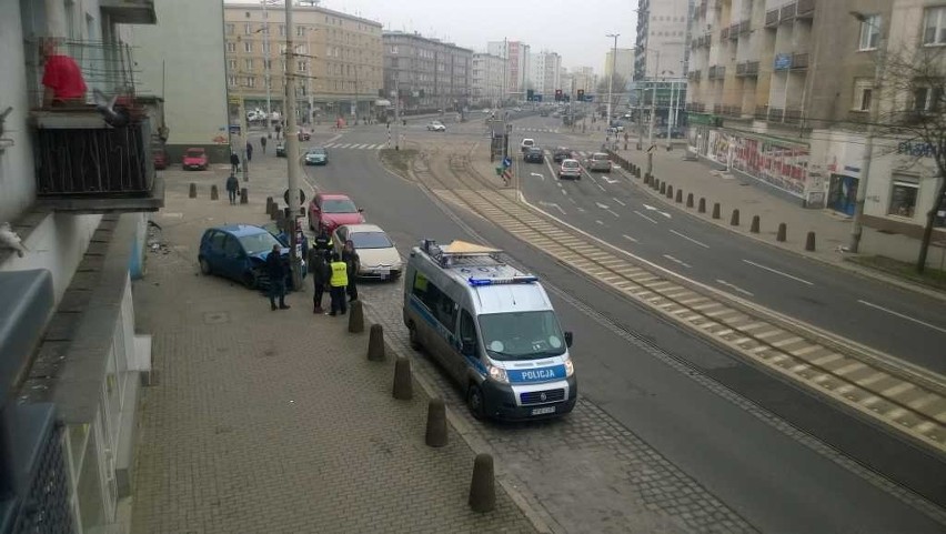 Wypadek na ulicy Sądowej przy placu Legionów, 5.03.2016