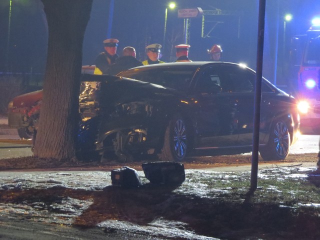 Zdjęcia z dnia wypadku kolumny rządowej wiozącej przez Oświęcim premier Beatę Szydło