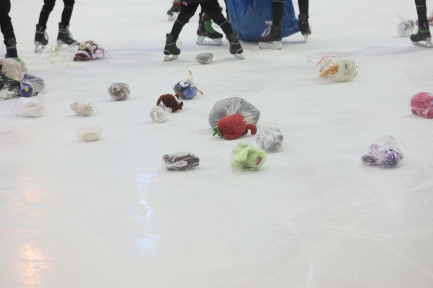 Teddy Bear Toss na Cracovii