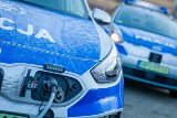 Poznańscy policjanci mają nowe elektryczne radiowozy