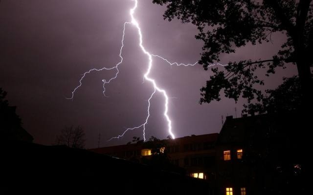 Ostrzeżenia IMGW dla Małopolski. Uwaga na upały i burze! 