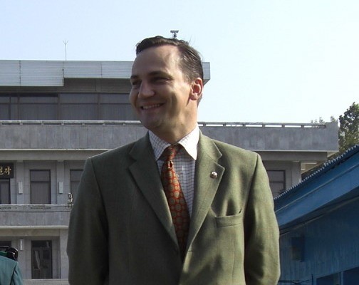 Minister Sikorski.