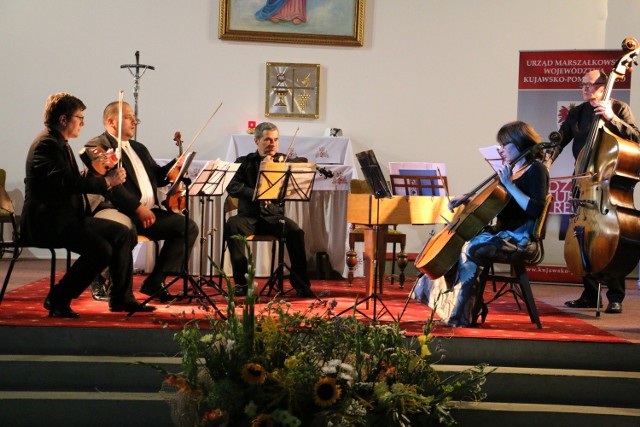 Koncert finałowyVivaldi Extravaganza - tak zatytułowali organizatorzy koncert finałowy.