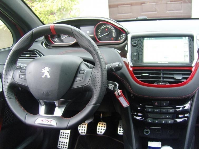 Peugeot 208 GTi