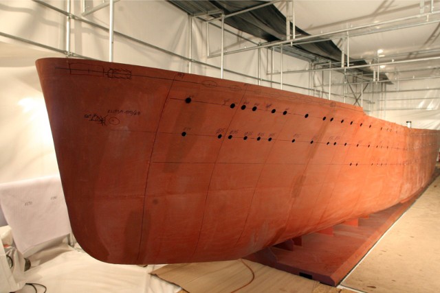 Transatlantyk "Batory" przybył do Gdyni 87 lat temu. Pamiątki i makieta "Batorego" z Muzeum Emigracji
