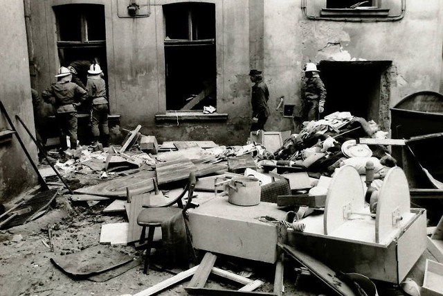 Dochodziła godzina 13.00, gdy centrum Łodzi wstrząsnął potężny wybuch! Z kamienicy przy ul. Nawrot 13 wyleciały okna, drzwi. Niedawno minęła 35 rocznica tego dramatu.