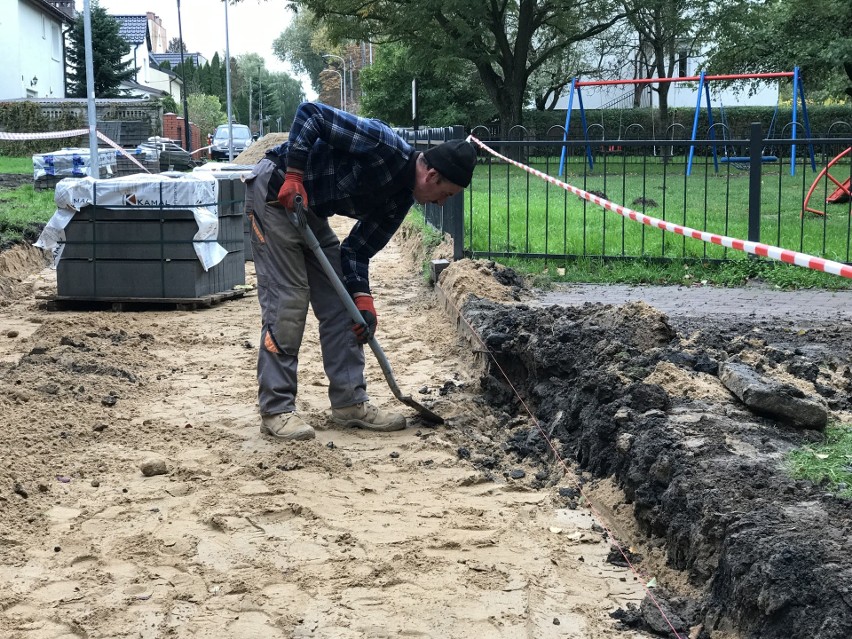 Budżet obywatelski. Rozpoczęły się prace budowlane w parku Ireny Sendlerowej przy ul. Wazów