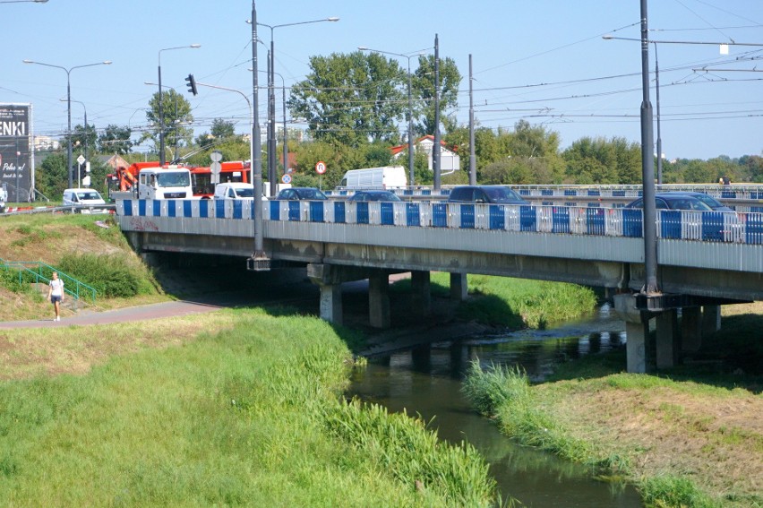 Poprawią most przy Gali w Lublinie. Przeprawa ma 35 lat i jest w fatalnym stanie. W planach jest nowy most 