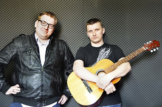 Zespół Chachłaki tworzą (od lewej) Tomasz Mikulicz i Kamil Szamreta.