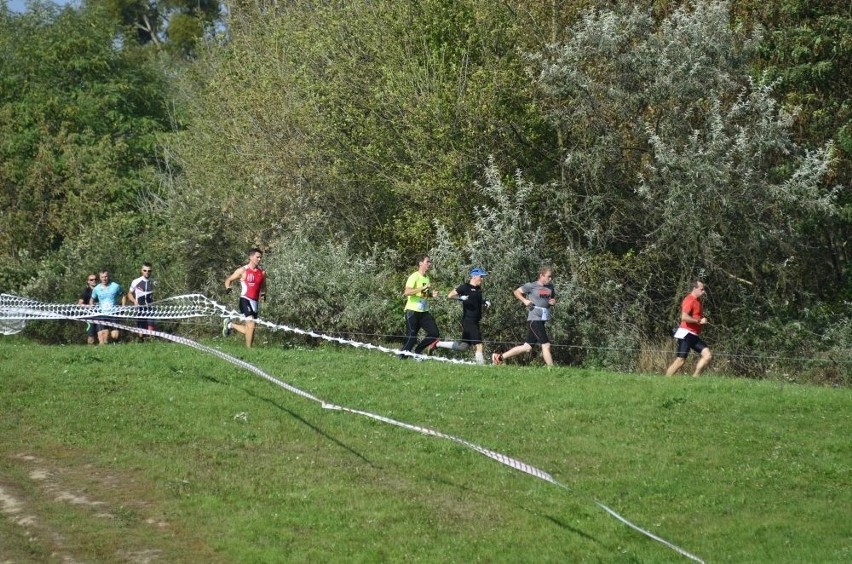 Duatlon Xdu 2014: Biegali i jeździli w Lasku Marcelińskim...