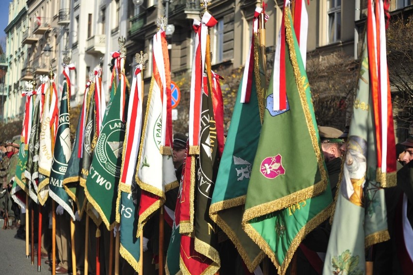 Kraków. Tak kiedyś 11 listopada obchodziliśmy Święto Niepodległości. W tym roku tego zabraknie [ZDJĘCIA]