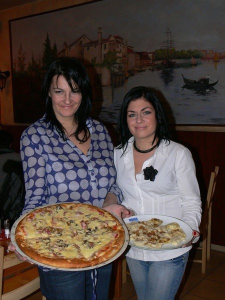 Pizza i pierogi to specjalności skarżyskiej Wenecji.