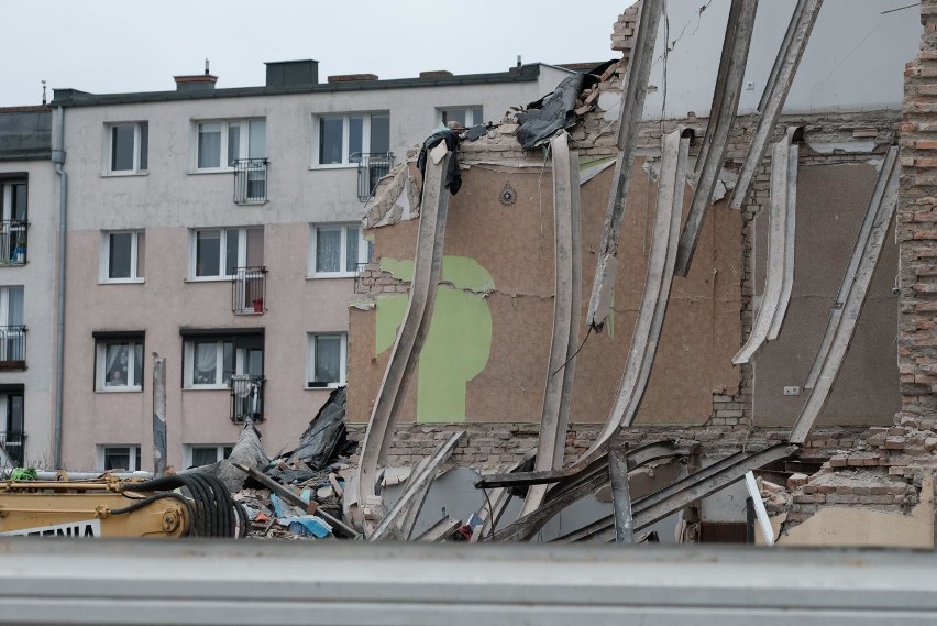 Do wybuchu kamienicy na Dębcu doszło w marcu 2018 r....