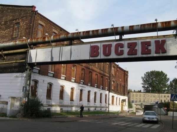 Huta Buczek w Sosnowcu powstała w 1961 roku z połączenia...