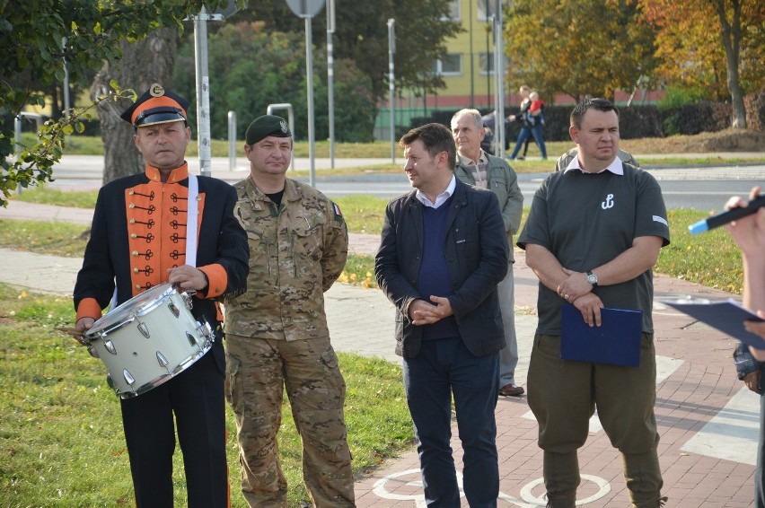 Rondo na os. Piastów zyskało nazwę Batalionu Zośka [FOTO]