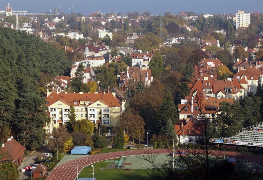 Wzniesienie o wysokości 94,1 m n.p.m. w Sopocie. Znajduje...