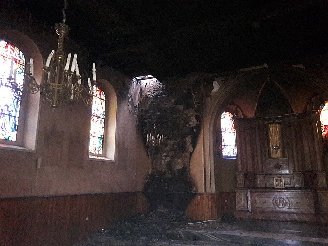 Pożar w kościele w Trzemesznie koło Sulęcina wybuchł w poniedzałek wielkanocny rano (17 kwietnia).