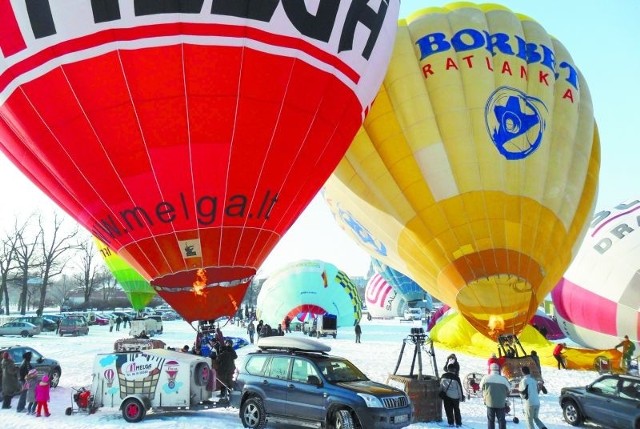 Jeżeli w weekend wiatr będzie wiał z północy lub wschodu, jest szansa, że balony, które wystartują z palcu Jana Pawła II wylądują na jeziorze Ełckim.