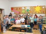 Uczniowie z Kazanowa walczą o tytuł "Odblaskowej Szkoły 2023". To konkurs Komendy Wojewódzkiej Policji (ZDJĘCIA)