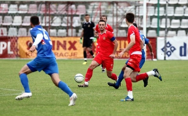 Kapitan Widzewa Piotr Mroziński popełnił dwa błędy, które kosztowały drużynę stratę dwóch bramek.