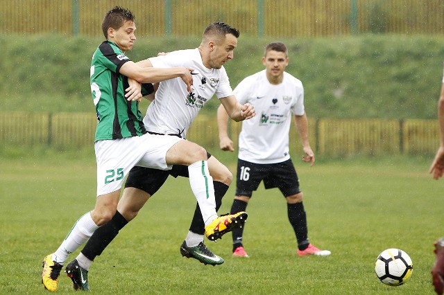 Karol Dziopak (z lewej) wychowanek Stali Stalowa Wola.