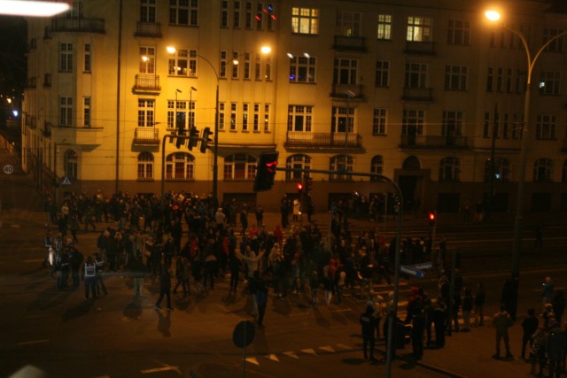 Zamieszki przed KMP w Sosnowcu