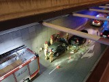 Wypadek w tunelu trasy W-Z. Zderzyły się 2 samochody osobowe, 3 osoby zostały poszkodowane
