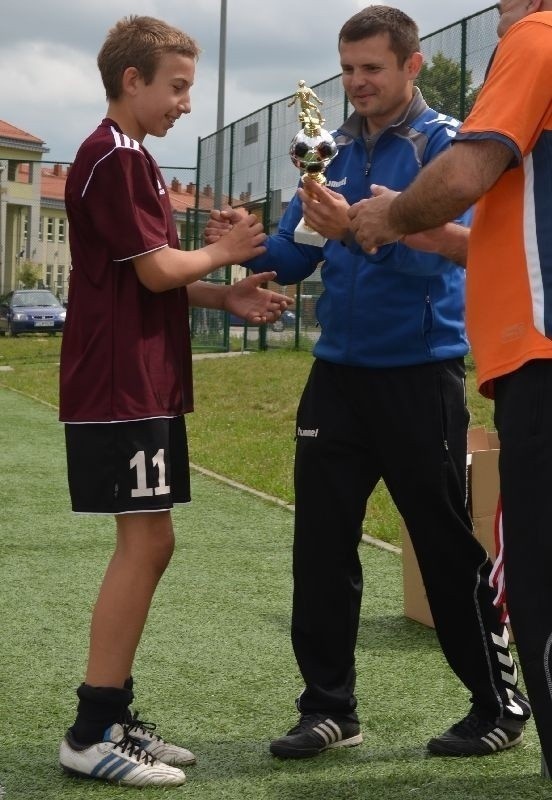 PKO Ekstraklasa. Konrad Matuszewski - piłkarz Warty Poznań wspomina grę w Hetmanie i Deko Włoszczowa. Ocenia też szanse Korony na utrzymanie