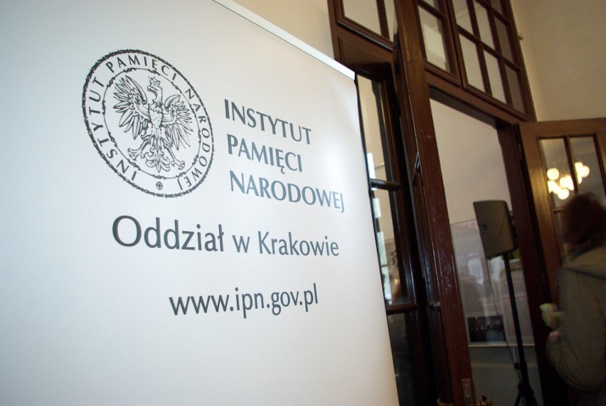 Ustawa o IPN. Mateusz Morawiecki wygłosił orędzie: "Obozy, w...