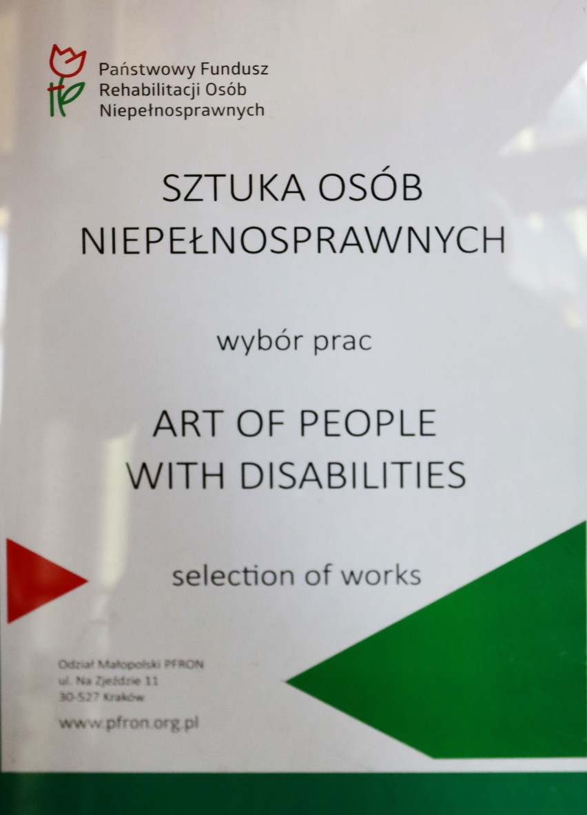 Wystawa w Diecezjalnym Centrum Pielgrzymowania. Niepełnosprawność nie przeszkadza w pięknym malowaniu obrazów